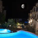 The Cliff Lux Obzor, Burgas, Bulgaria Apartment